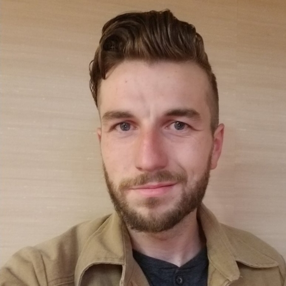 Meet your Posher, Chris - Picture 4 of 8